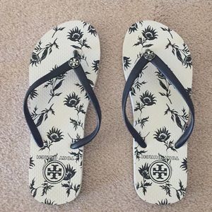 Tory Burch Flip Flops Size 6